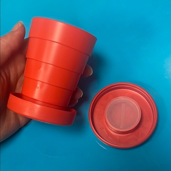 Collapsible Orange Pill Cup 💊 - Picture 1 of 11